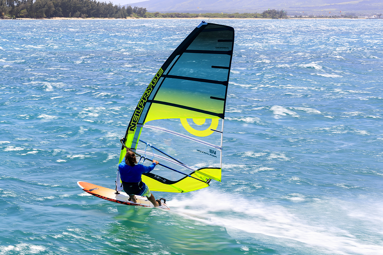 V8 Neilpryde 2018 albeau windsurfing karlin 3